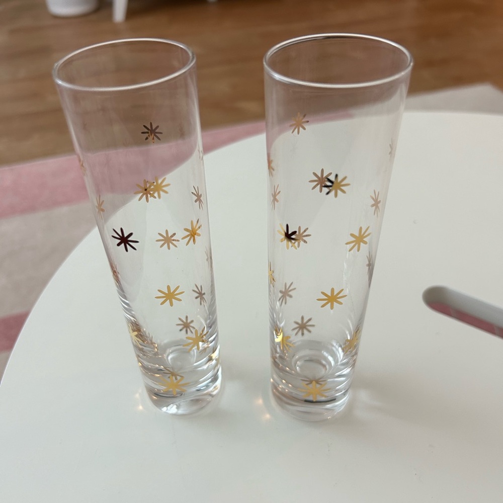Glasses - Picture 1 of 3